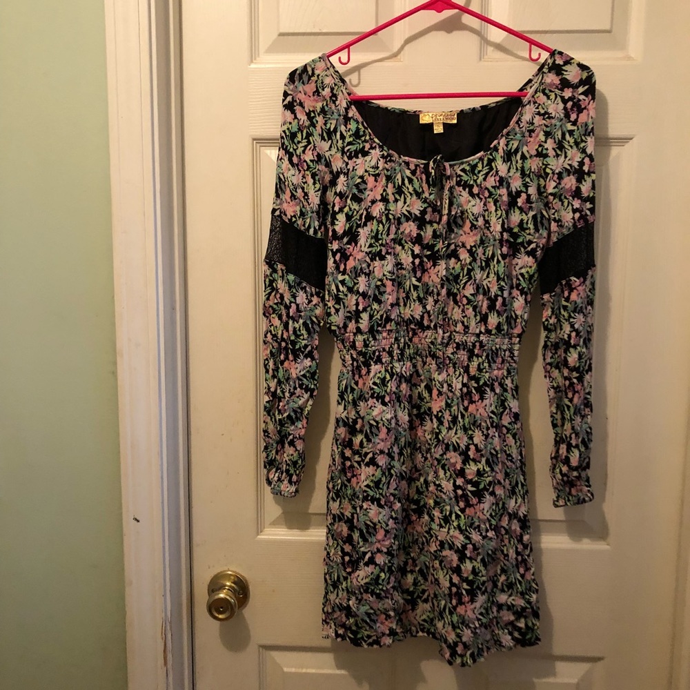 Princess Vera Wang flirty dress